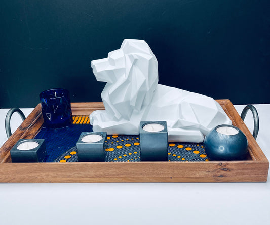 Alabaster Majesty: Lion on Platter